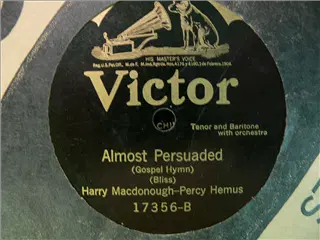 small_victor 17356 b.webp